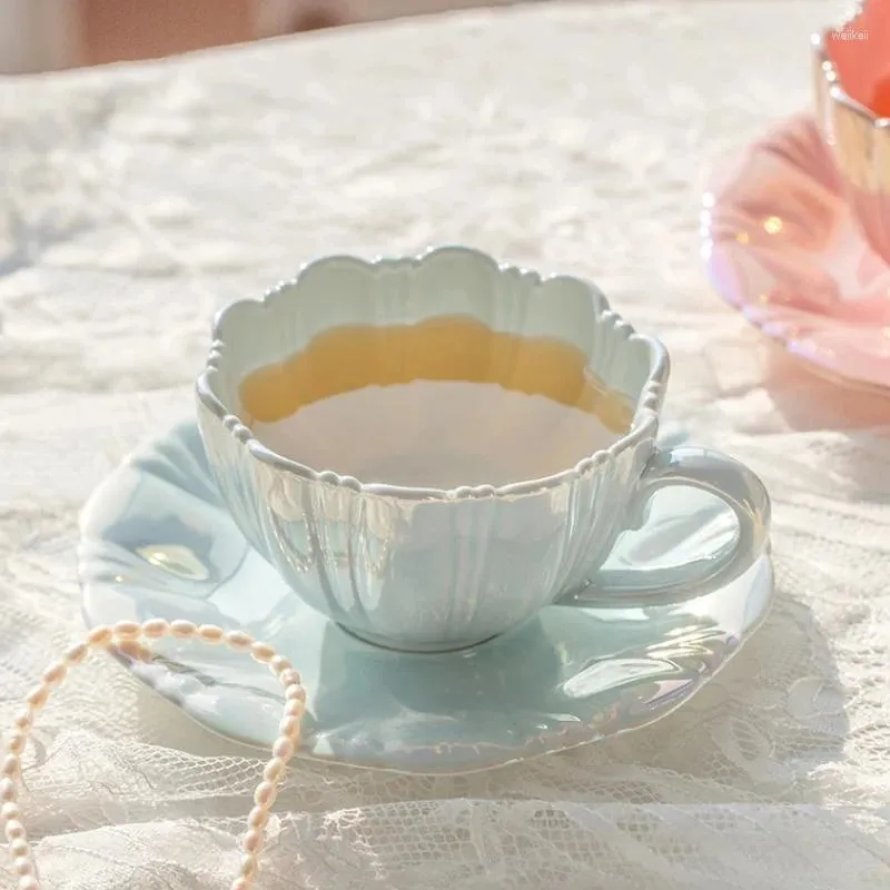 Tasses tasses à café et soucoupe l'après-midi tasses à thé de tasse de tasse de tasse de tasse de thé