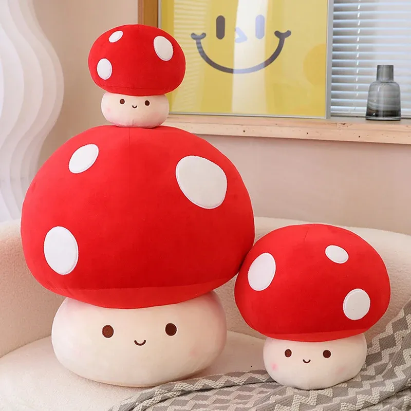 　mushroom　きのこ　マッシュルーム　キノコ　ぬいぐるみ マリオスーパーマッシュルームぬいぐるみ、緑のヨッシー人形