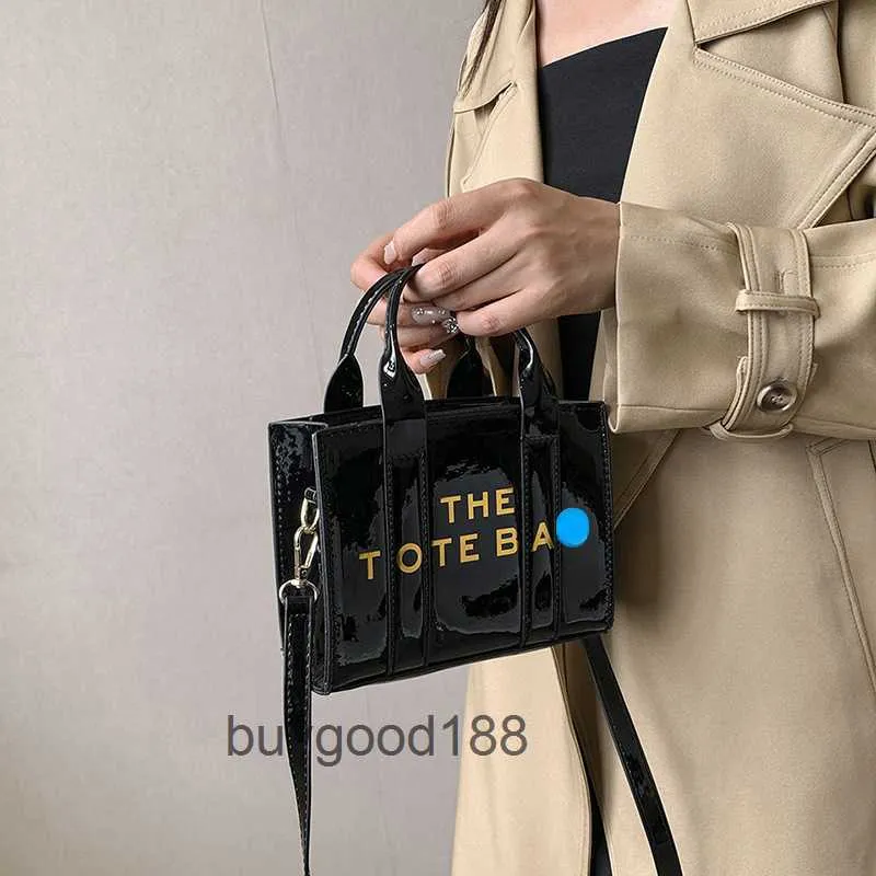 Ontwerper Marcj Originele editie Tote Tas Nieuwe Pilted Handheld Bag voor dames 2024 Trendy en modieus heldere high -grade crossbody