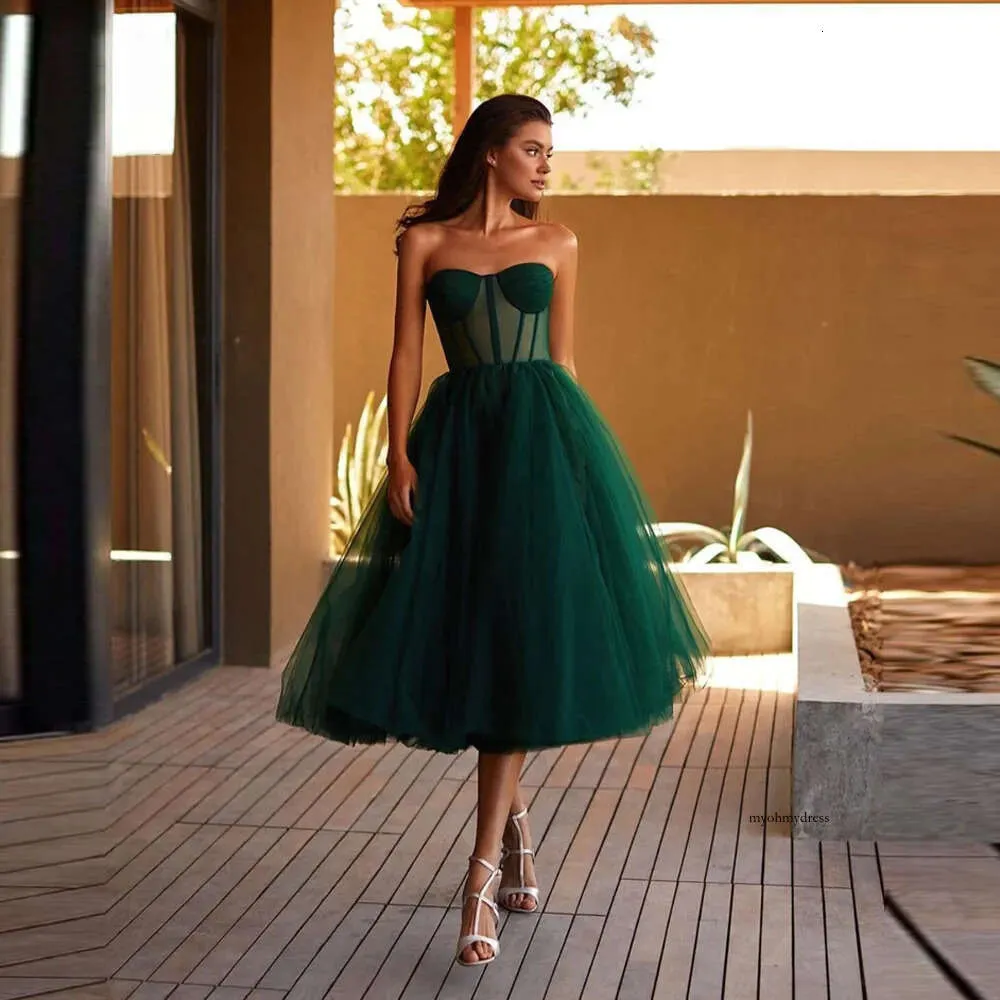 2021 Simple Green Tulle Line короткие выпускные платья, возлюбленные