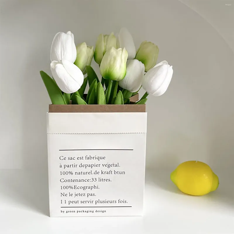 Dekorativa blommor konstgjorda tulipa stil fina detaljer färgfast livliga färger plast för kontor vardagsrum pografi