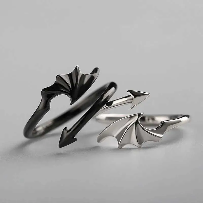 Bandringar Wannee Hot Sale Creative Brass Plain Geometric Angel Devil Wings avslöjar smycken Ringar för par Q240429