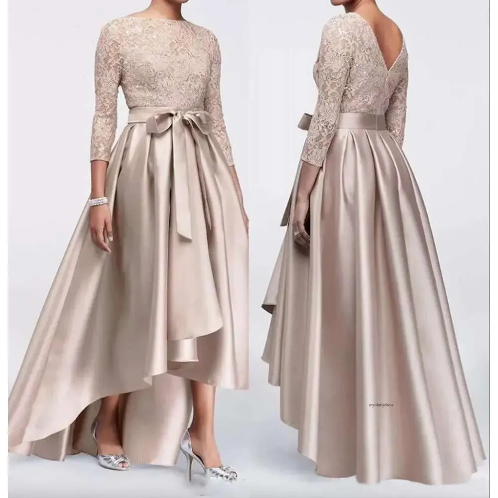 Champagne Lace Plus Size os vestidos de noiva Mangas compridas Cetin Sashes baixos Mãe do noivo Vestidos 0431