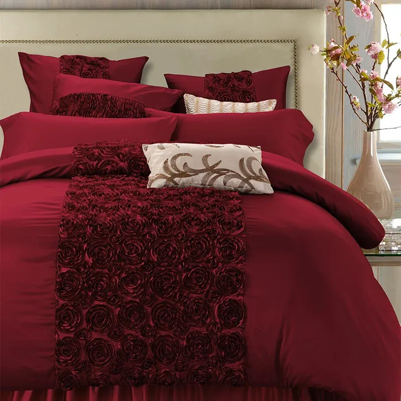Cotton Satin Wine Red Luxury Chic Rose Däcke täcker Queen King Super Size Bedding Set Bedlese Pudowcases 240425