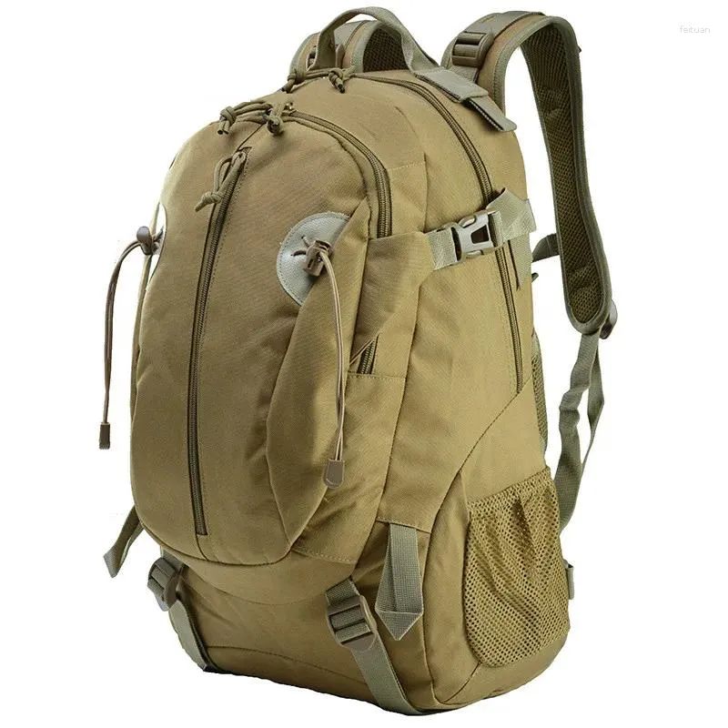 Sac à dos 30l Man Army Tactical Backpacks Military Sacs 900D imperméable Pack de molle extérieur pour le sac de camping de trekking