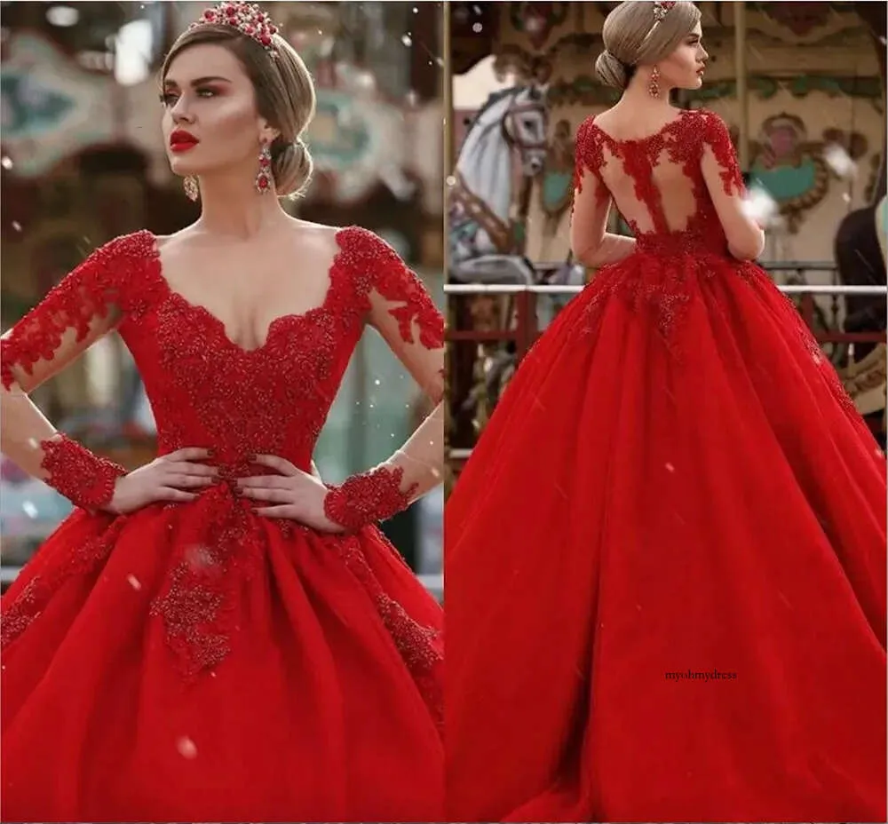 Designer Red Dresses Evening Wear A Line V Neck Long maniche illusioni posteriori in rilievo abiti da ballo formale da ballo 0431