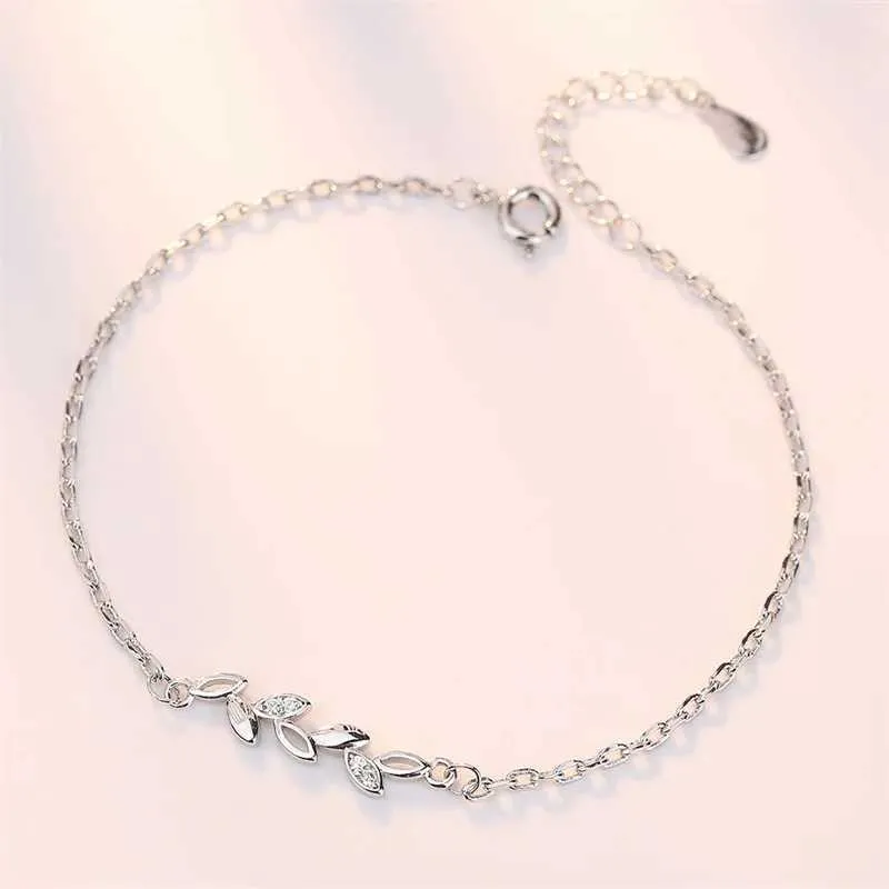 Chaîne 925 STERLING Silver Ladies Bracelet Lucky Leaf Silver Bracelet Girl Garm Simple Couple Love Gift Christmas Gift Bijoux 8 pouces