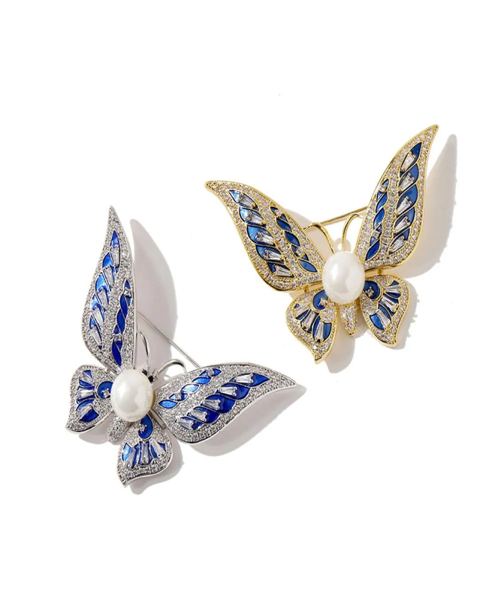 Fashion Design Women Pins Schmetterling Brosche Luxusstil Perle und Fancy Colored Diamonds Material Broschen Frauen Schmuck Accessor5069452