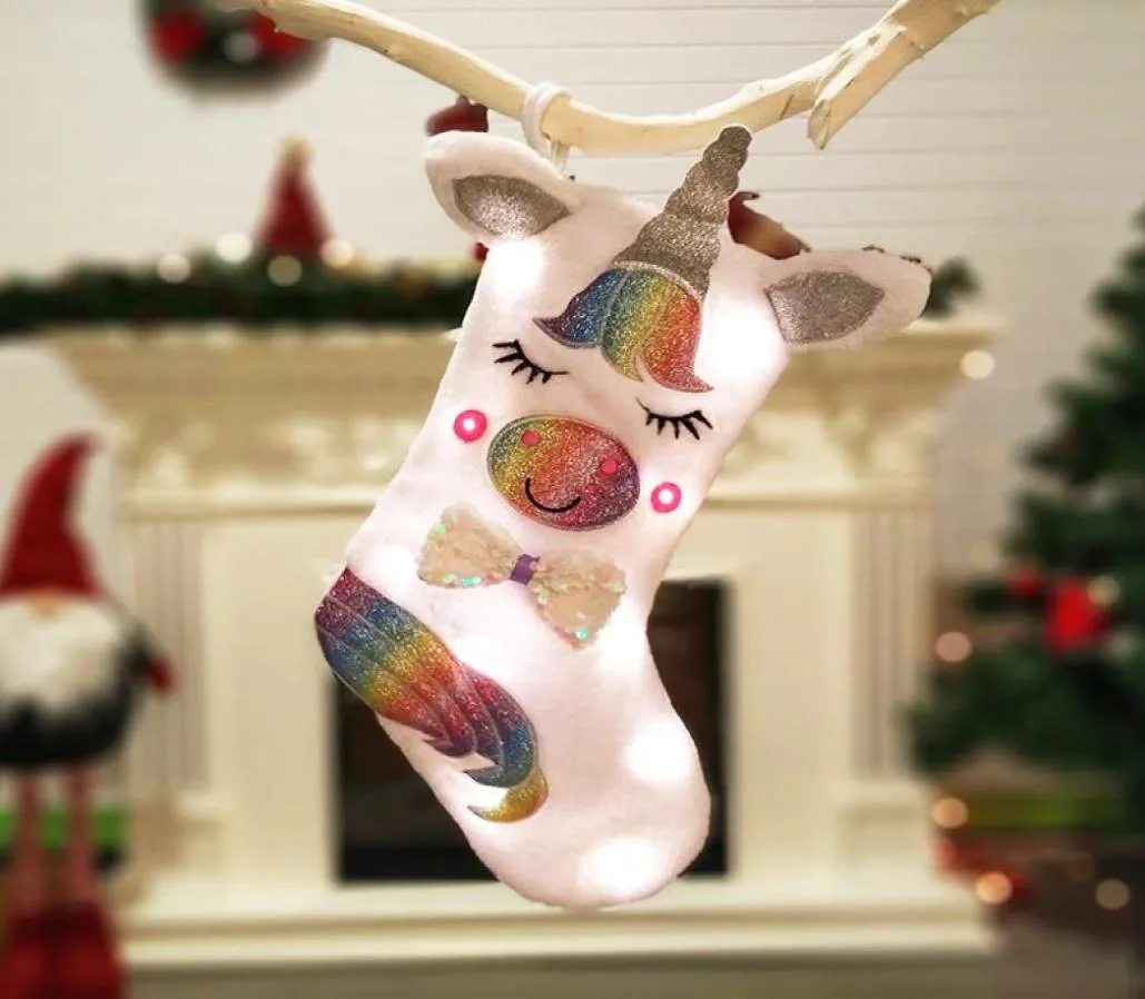 Christmas Unicorn Cartoon Animal Planchez des chaussettes suspendues avec un sac cadeau léger Décoration de Noël Sac de bonbons Party Festive Supplies Fre9092741