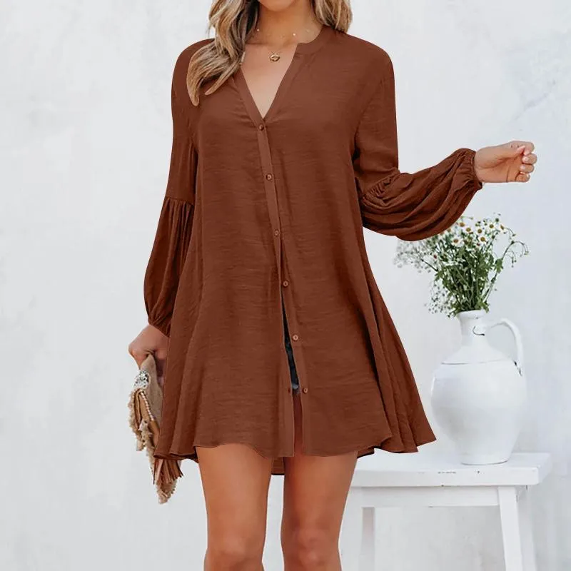 Blouses pour femmes Chemis à manches longues chemises à manches longues Femme Brown Cardigan Bouton V-Cold Shirts Loose Womens Casual Womens Tops 2024 Femme Blusas