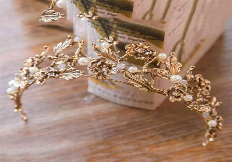 Винтажный барокко золотой жемчужный лист свадебной шрифт -хрустальная корона.