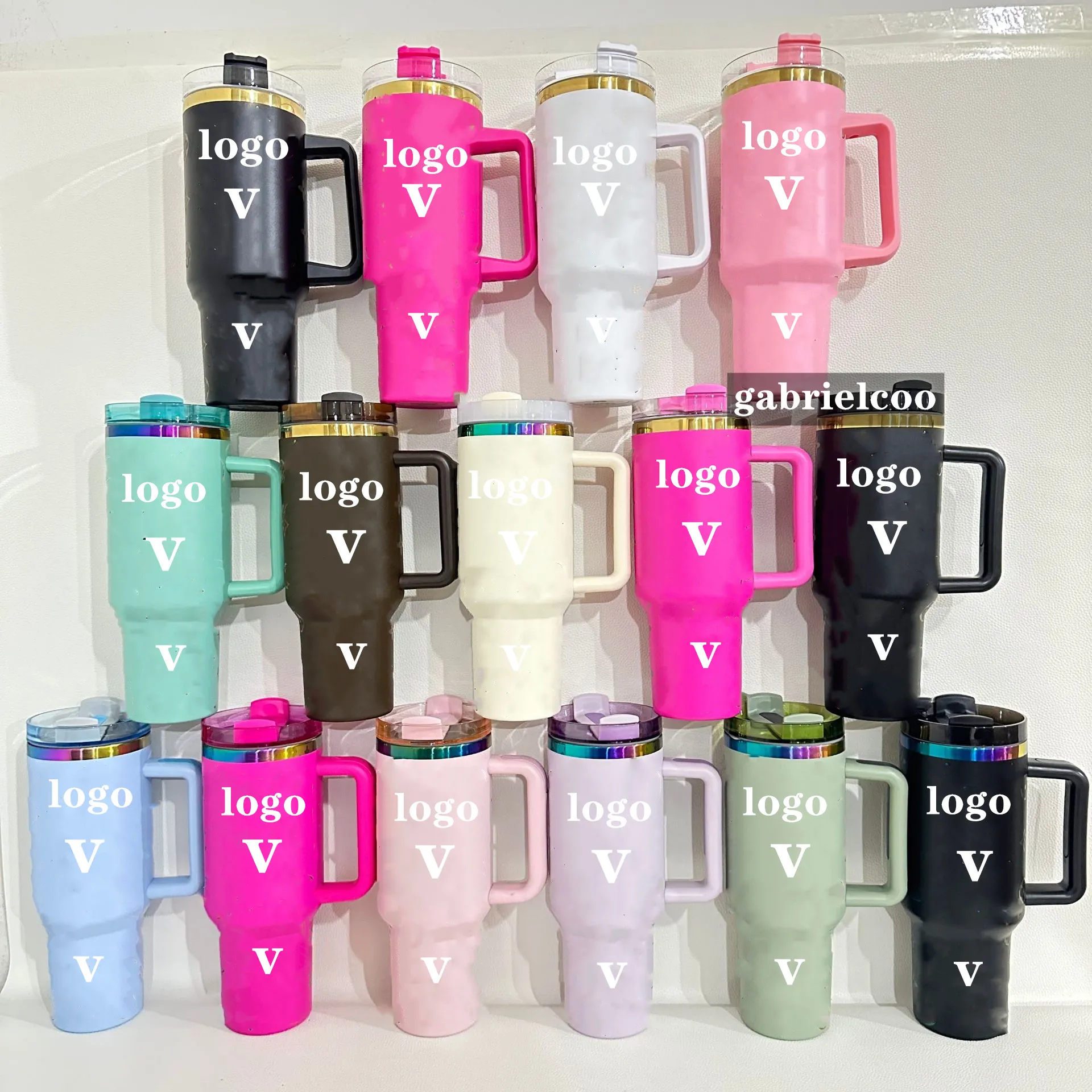 16 color de 40 oz mango de automóvil copa diseñador colorido oro clásico letra logotipo estampado acero inoxidable gran capacidad copa de paja tazas de hielo tazas de hielo