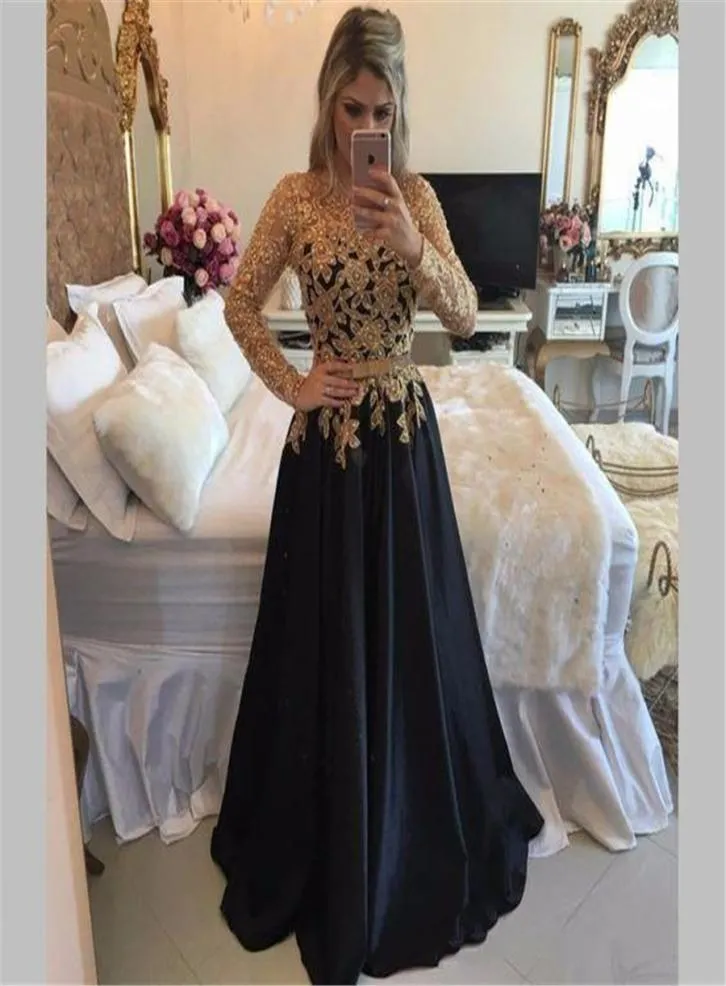 Gouden kanten Appliqued Beads Satin Prom Jurns Navy Blue Long Sleeves Prom Dresses Long Arabic Dubai Evening Party Dress7030884