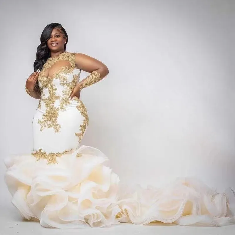 Plus Size Mermaid Wedding Dress 2024 Sheer Neck Full Sleeve Gold Appliques Ruffles Tier Tulle Train Bridal Gowns Vestidos De Novias