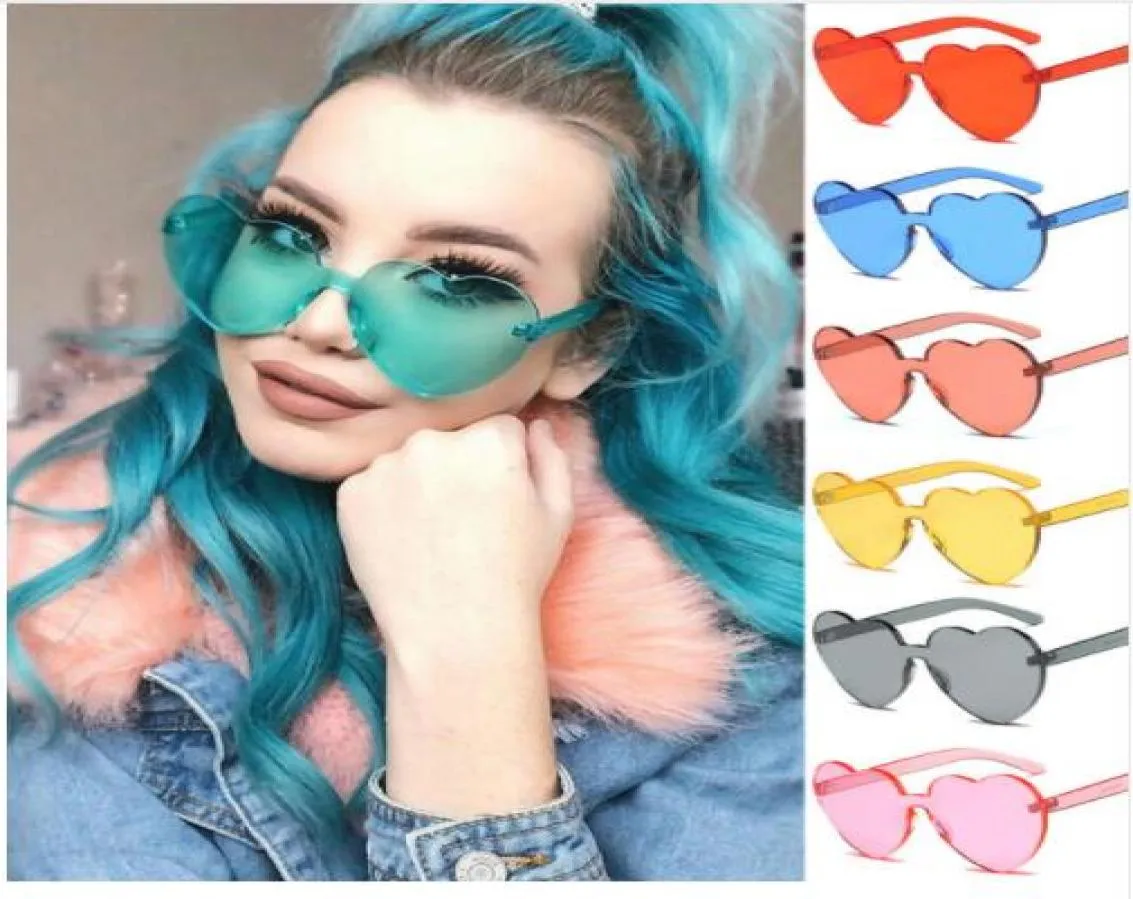 Lunettes de soleil Dhl Heart pour les dames 2018 Fashion intégrée UV Candy huit couleurs steampunk Goggles Alloyresin Small Sun6431630