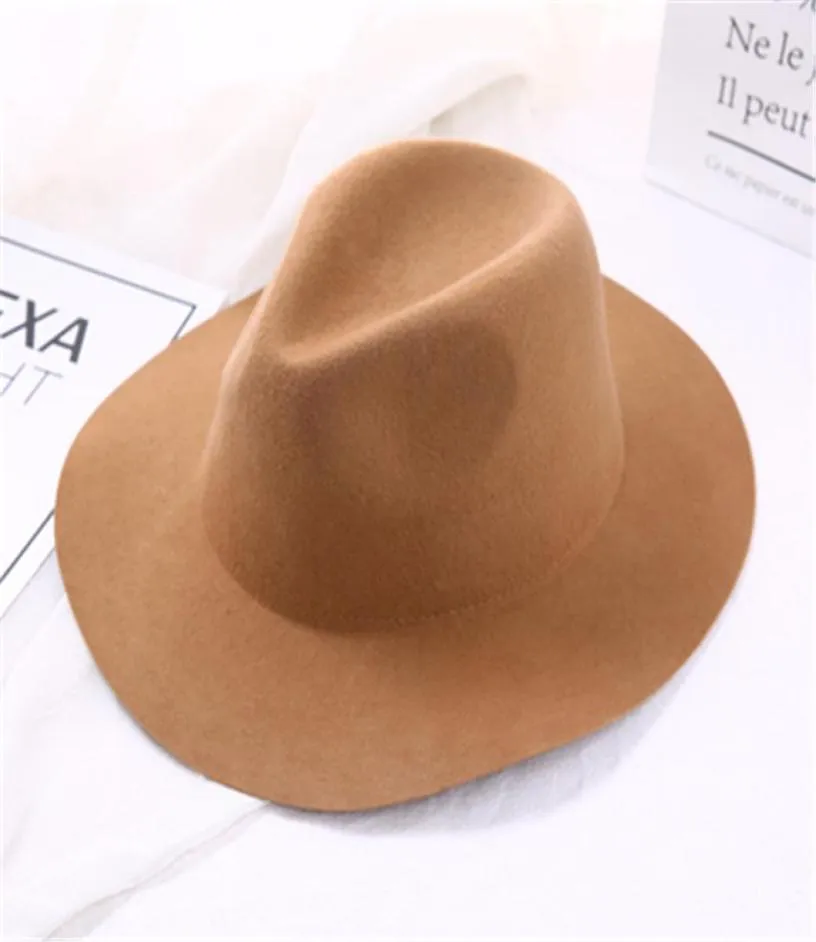 Golvende run fedora hoed vrouwen kunstmatige wol solide kleur herfsthoeden voor vrouwen modieuze vilt hoed vintage hoeden klassiek sombrero4230580