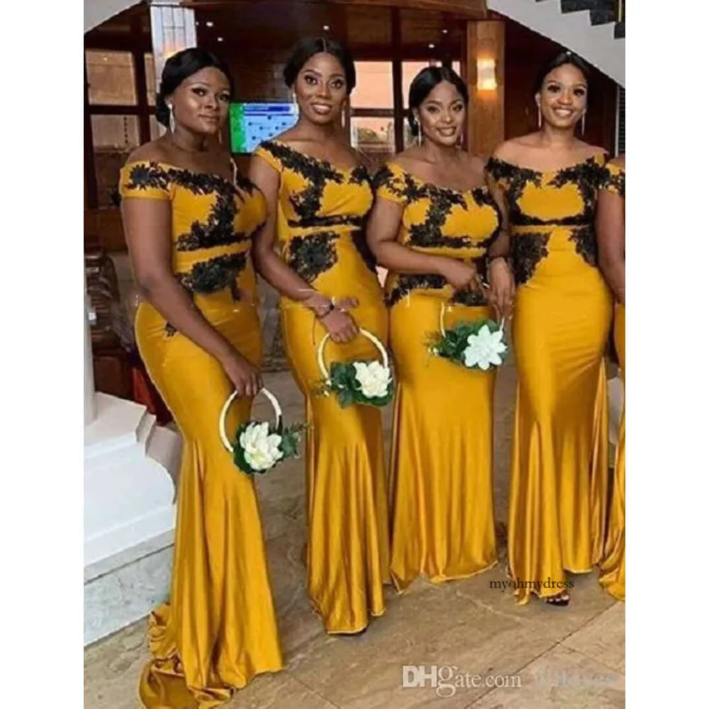 Off-Shoulder Yellow Mermaid Yellow Gold Bridesmaid Dresses with Lace Appliques - Plus size, Floor Length, Perfect for Wedding Guests and Formal Events