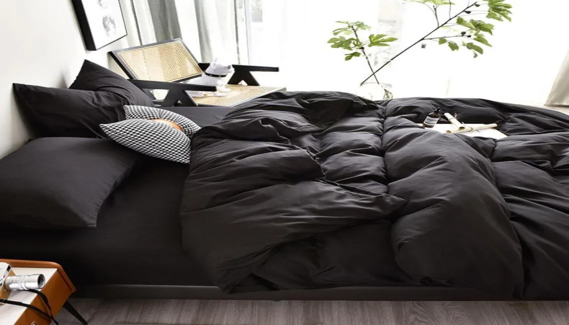 寝具セット韓国のソリッドカラー羽毛布団カバーブラックハウズクエットクイーンキングサイズキルトカバー220x240高品質のプレーン染色be7849203