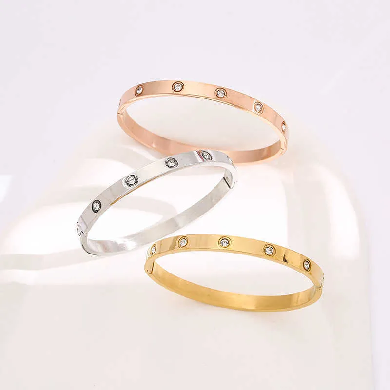 Bracelet de voyage Bracelet charmant Bijoux diamant populaire Bijoux en or rose simple avec chariot Bracelets d'origine