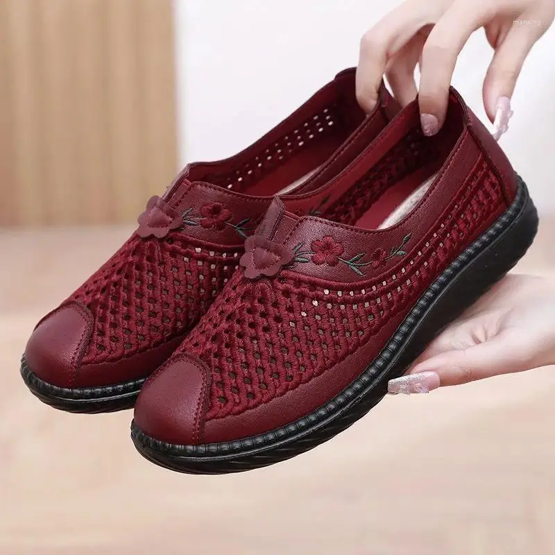 Casual Shoes XIHAHA Summer Women Vulcanize Mesh Non-Slip Comfort Mother Sneakers Light Soft Durable Walking Females Woman