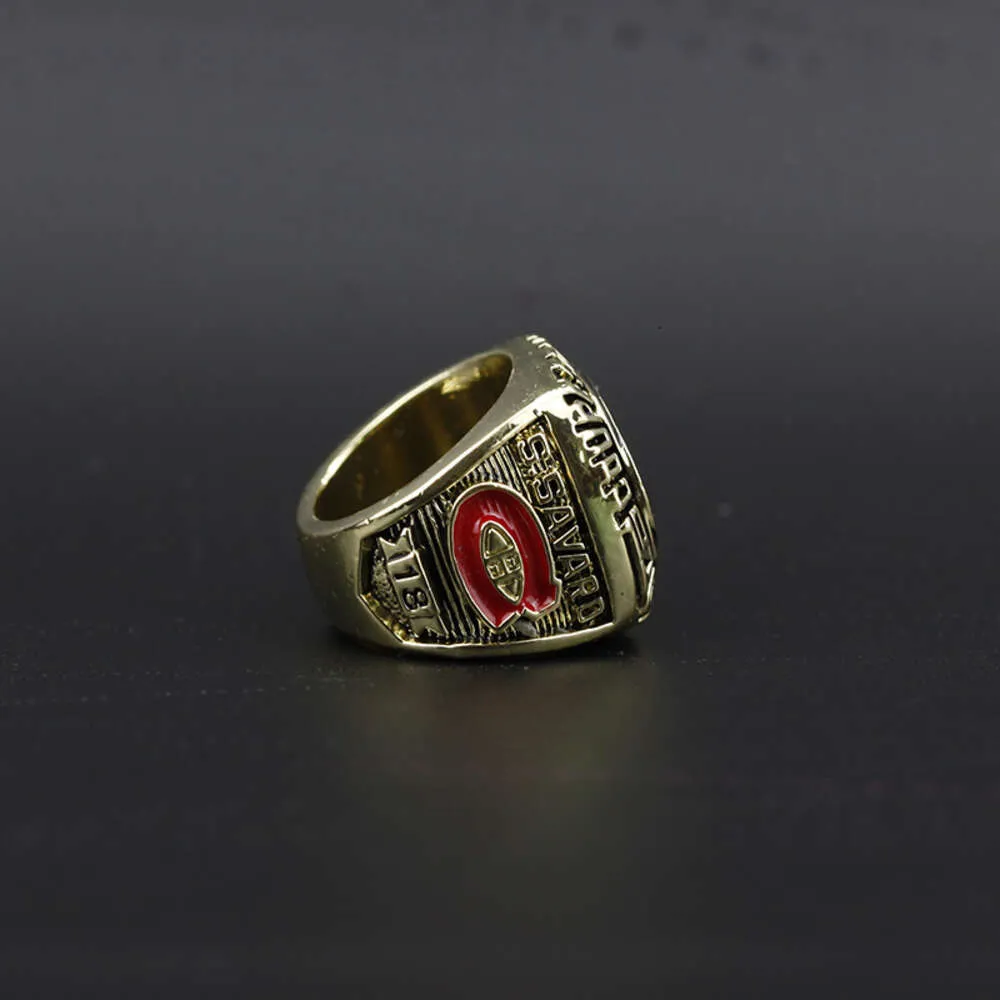 Band Rings 1986 NHL Montreal Canadian Championship Ring S Savard Star