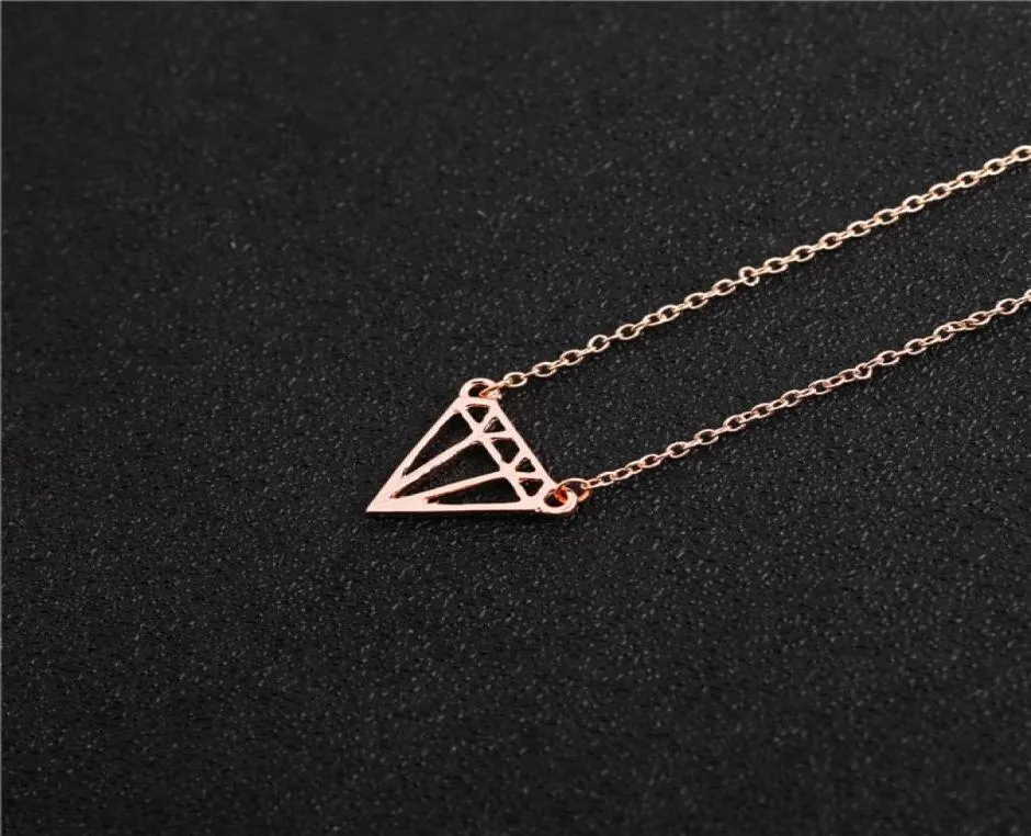 Couper la ligne plate ouverte Triangles Collier de diamant minimaliste Simple Geométrique Polygone Hexagon Colliers de cône Rhombus 7788691