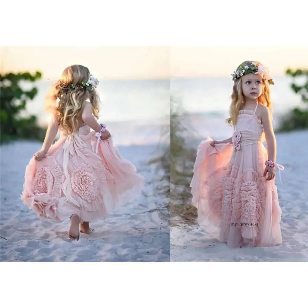Vestidos de flores rosa feitos personalizados para casamento 2022 Apliques de renda Ruffles Kids Wear Wear Wearness Long Beach Girls Concurso Vestido 0431