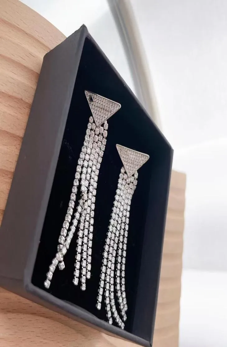 Fashion Dangle Earrings P Designer Jewelry White Triangle Long Tassel Chain Love Diamond Women Earrings With Box8038289