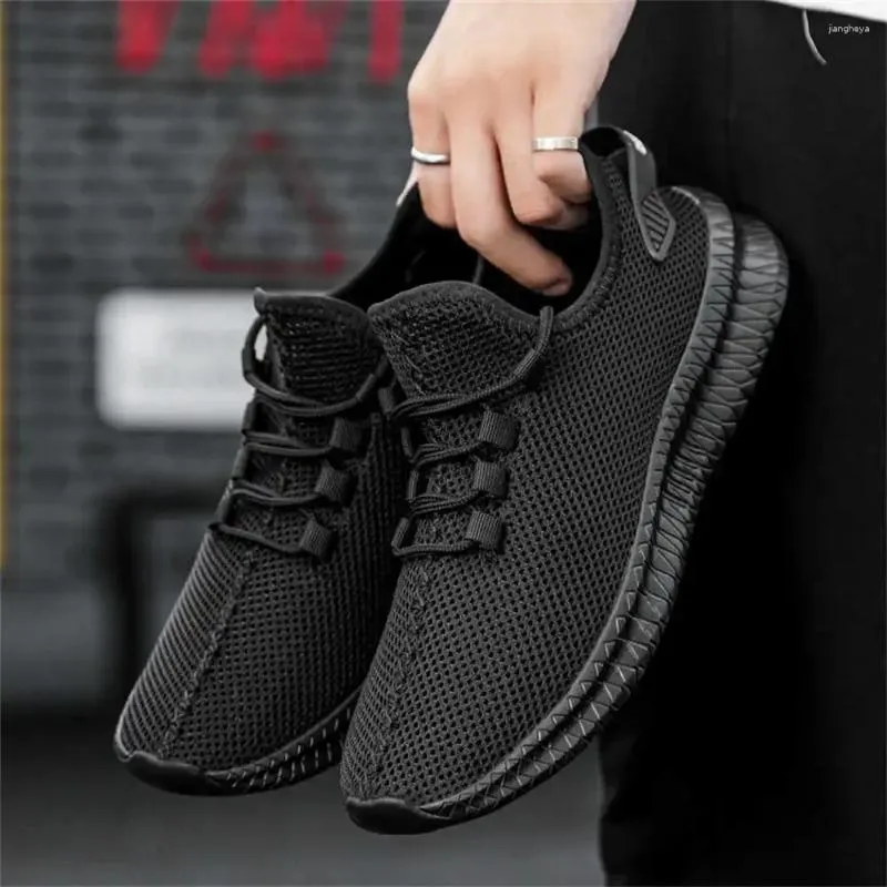 Casual Shoes Slip-on Knitted Men Loafers Vulcanize Luxury Classic Sneakers Man Sports Sneskers Styling Brand Name Cool XXW3