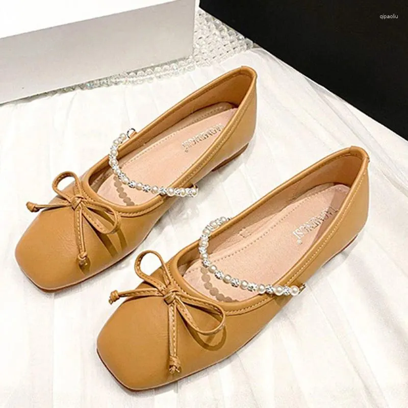 Chaussures décontractées 2024 Femme Fashion Square Toe Brown Kawaii Femme Femme Femme en lacets à lacets Bowknot Mary Jane Big Taille