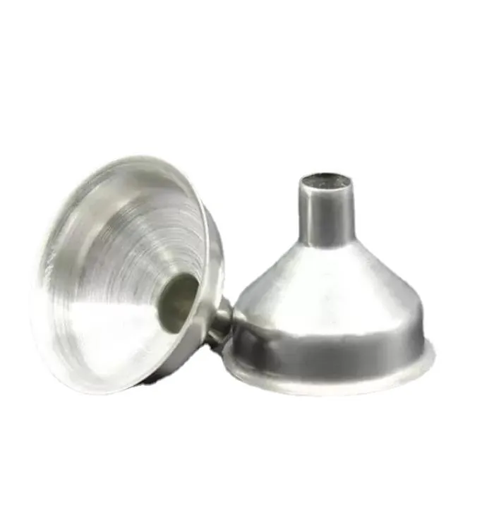 Mini funnels de acero inoxidable Aceites esenciales Diy Lipbálamos de cocción Cocina Líquidos Capacidades caseras S Botellas en miniatura7397878