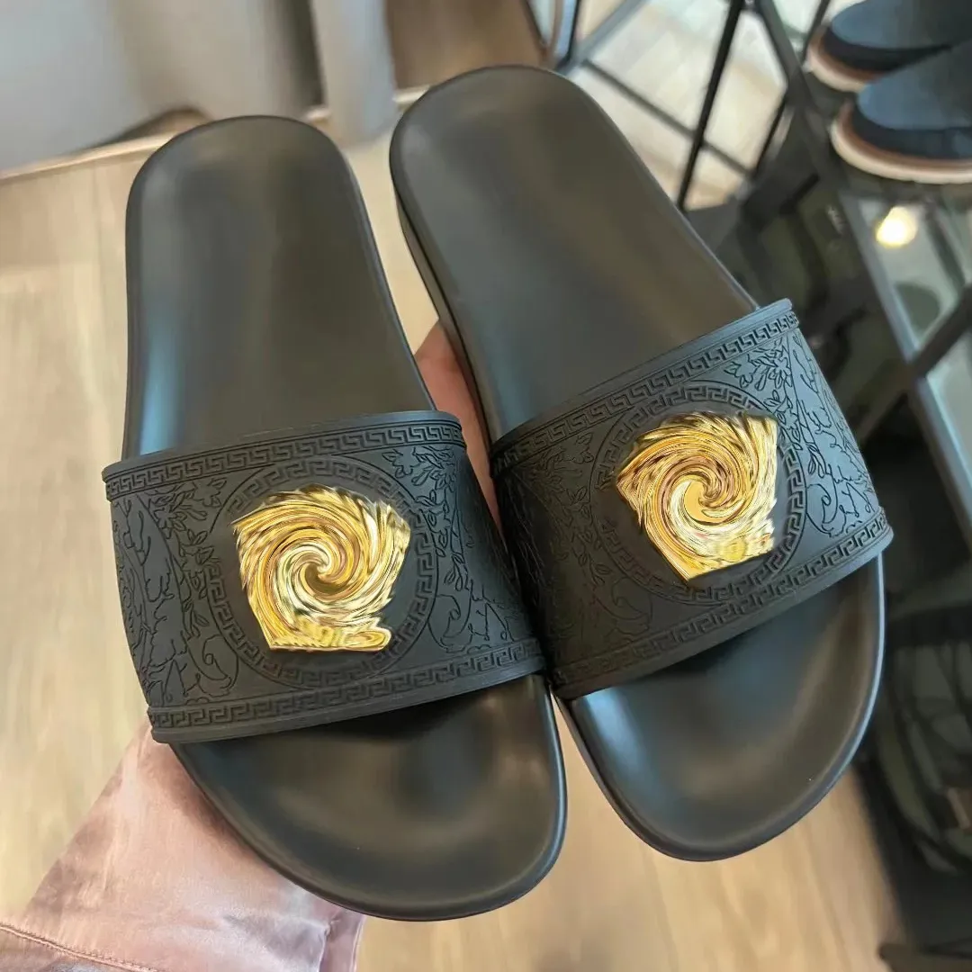 2024 Nuovo marca di gomma Slip da scarpa da scarpe palazzo Sliders designer posa
