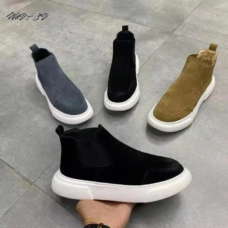 Lässige Schuhe High Top Sneakers Männer Winter Plüsch Stiefel Mode Nubuck Leder atmungsable Höhe erhöhte Flachplattform laufen läuft