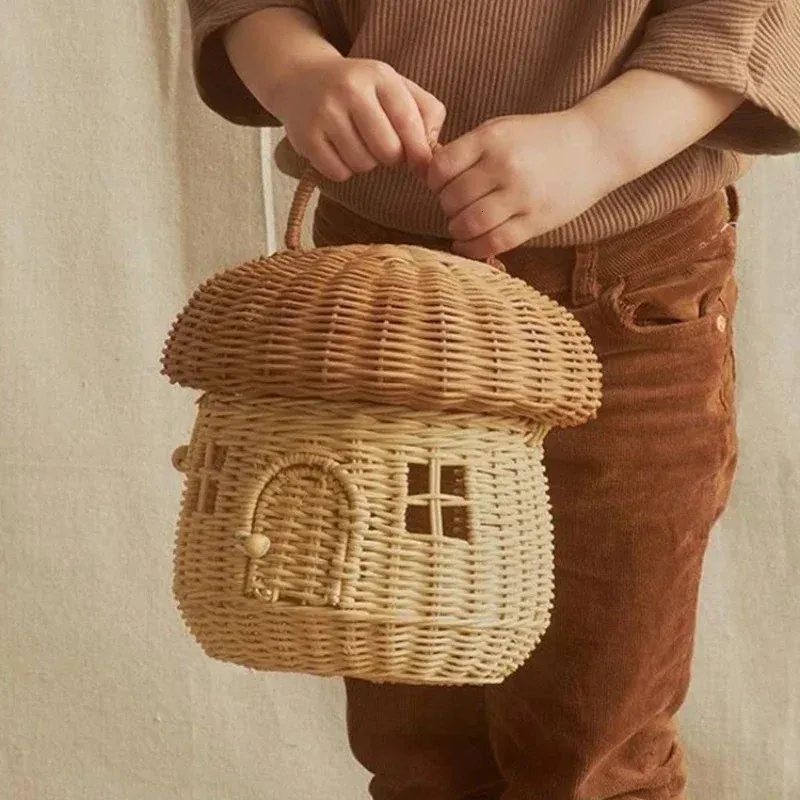 Panier de champignons Sac en osier en osier à main paniers de rangement tissé sacs de paille de plage Ventilate Boîte pour enfants POGRAPH