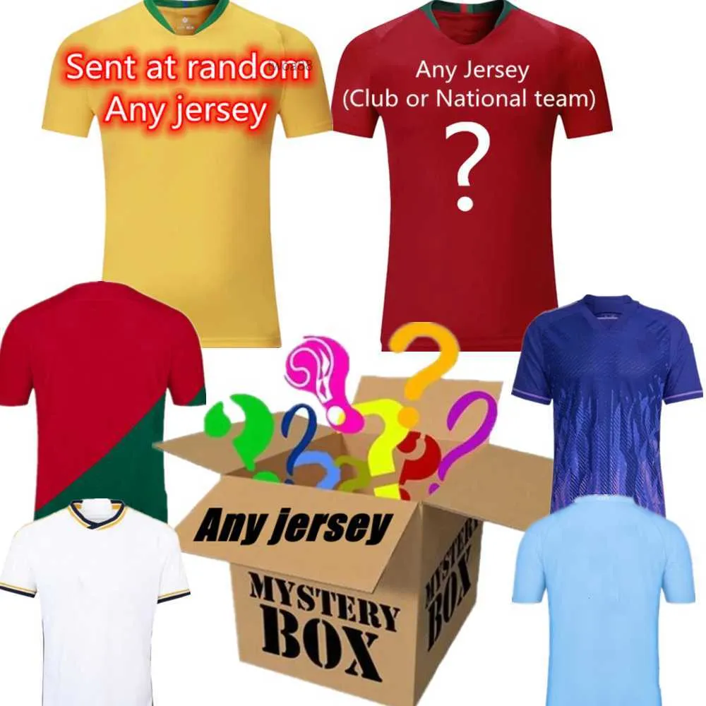 Mystery Box Soccer Jersey Alla klubbens nationella lag Topp thailändsk fotbollströjor skickade på slumpmässigt retro tröja billigt kit