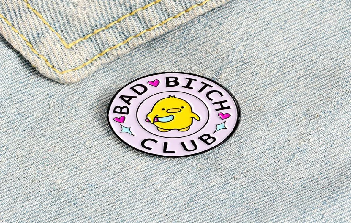 Bad Club Round Cartoon Brooches маленькие желтые краски эмалевые булавки сплай