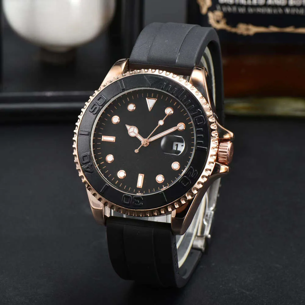 Designer Watch Classic Fashionable Lao Jia Watch Quartz Mens Ny Hot Selling Log Business Nightglow Mens Calender