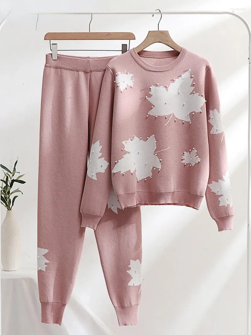 Frauen Zweiteilige Hosen Hohe Qualität Gestrickte Hose Sets Casual Maple Leaf Jacquard Perlen Oansatz Pullover 2 Set Kleidung für Frauen Outfit