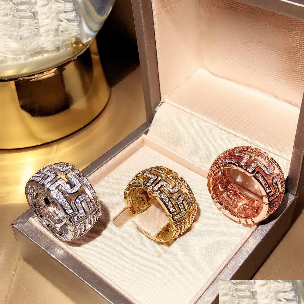 Avec des pierres latérales Circar Bague Marque Classique Mode Bijoux de fête pour femmes Rose Gold Ball Banquet Luxueux Hommes Anneaux Vendent bien Drop Ot3Gu