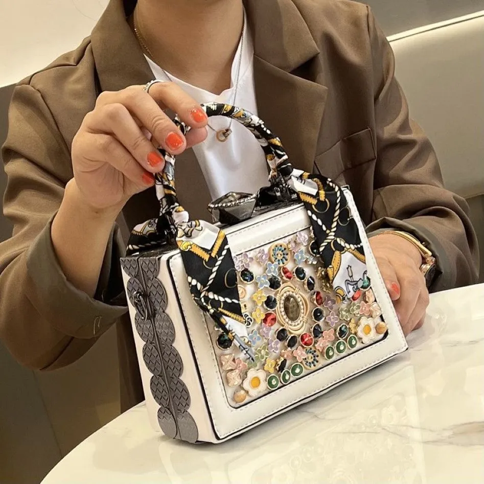 Small Box Bag Women's 2022 New Fashion Handbag Feminine Joker Heavy Diamond Small Box Bag2976