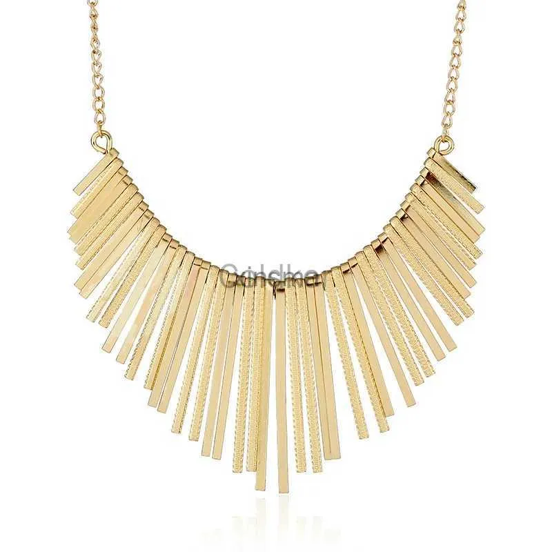 Chokers Women Punk Golden Tassel Necklace Unisex Frosted Metal Tassel Halsband Överdriven personlighet Geometriska Choker Jewelry Gift YQ240201