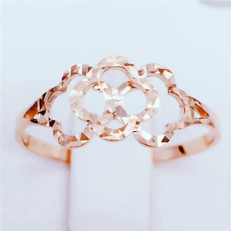 Klusterringar i 585 Purple Gold Plated 14k Rose Hollowed-Out Glittering Flower for Women Exquisite Wedding Jewelry Gift