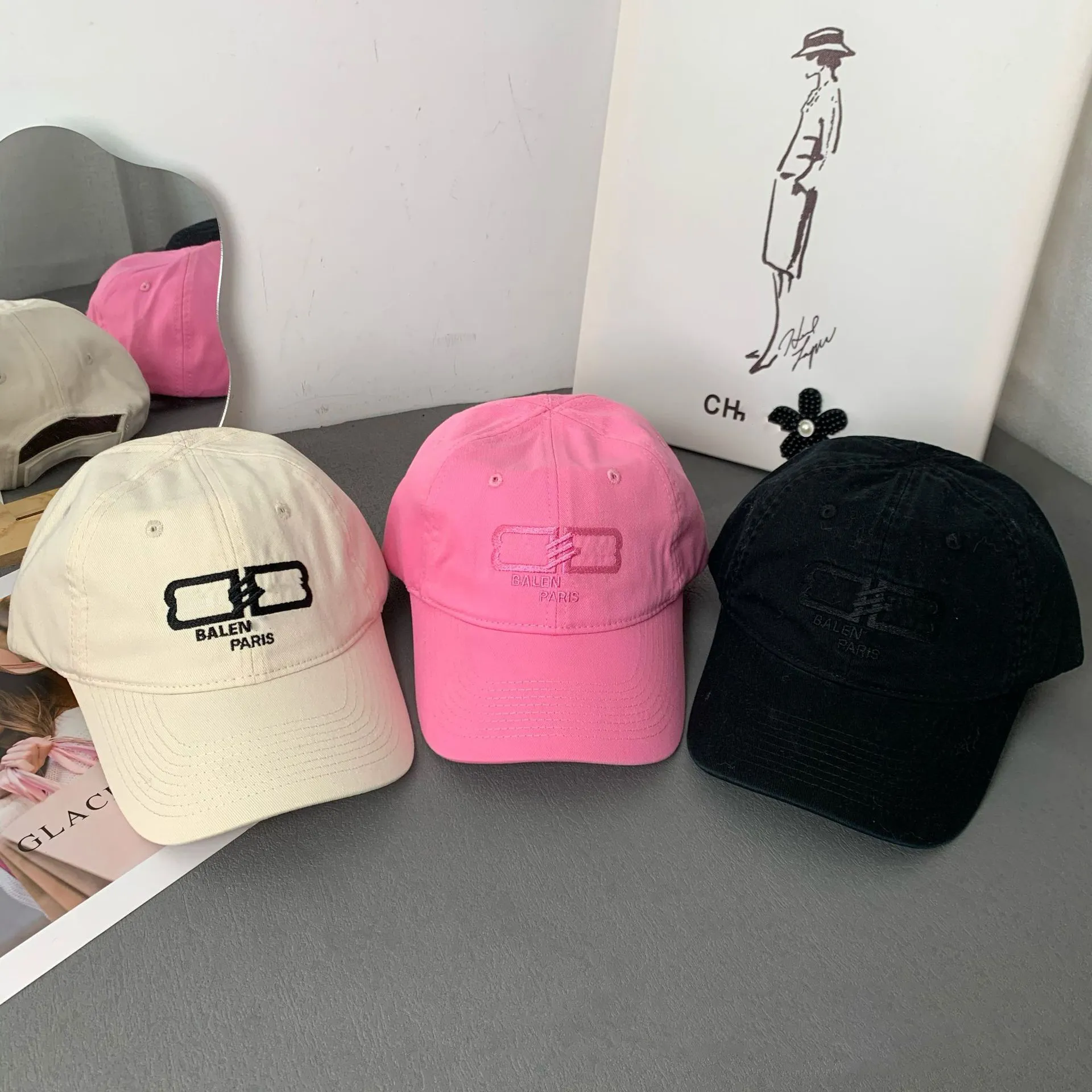 디자이너 여자 볼 캡 여름 캐주얼 남성 모자 모자 클래식 패션 캐스 퀘트 휴가 햇볕 모자 야구 모자 커플 모자