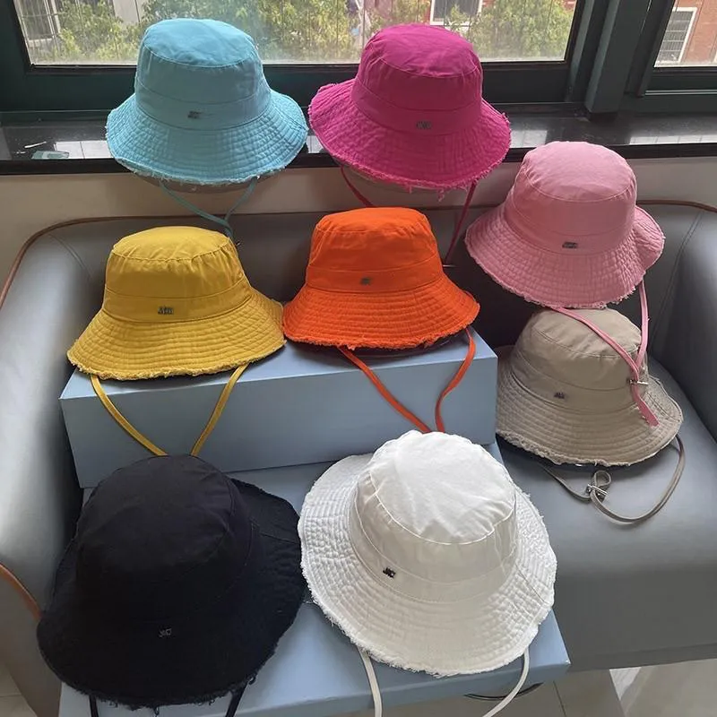 Projektantka luksusowa kapelusz kubełkowy dla kobiet luksusowa czapka modowa letnie szerokie grzbiet plaży swobodne czapki haftowane na nakrycie głowy sukienki na zewnątrz czapki wiadra Wysoka jakość
