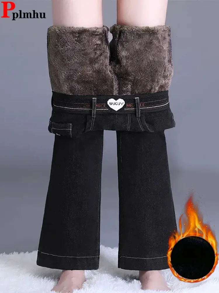 Hiver chaud épaissir velours doublé Flare Denim pantalon maigre décontracté épais taille haute femmes jean vêtements de neige en peluche Vaqueros 240202