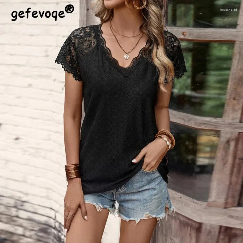 Women's T Shirts Sexy V Neck Hollow Lace Patchwork Kort ärm Tee Femmes Summer Fashion Casual Solid Loose Tops Clothing 2024