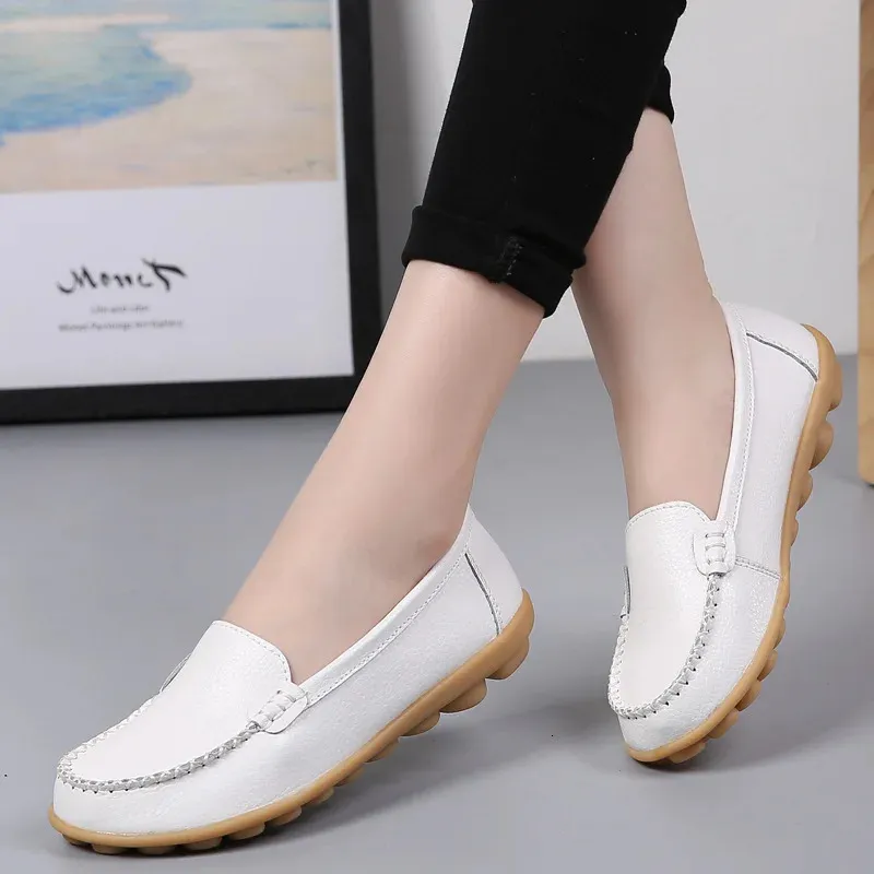 Genuine Leather Shoes Woman Soft Boat shoes for Women Flats shoes Big size 3544 Ladies Loafers NonSlip Sturdy Sole 240123