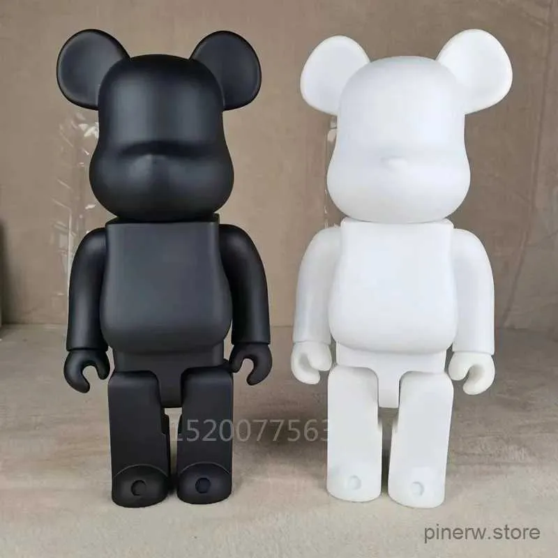 Action Toy Figures 400% Högkvalitativ svart vit Bearbrick DIY -montering 28 cm Galaxy målning Bear 3D Model Mini Brick Figur Toys