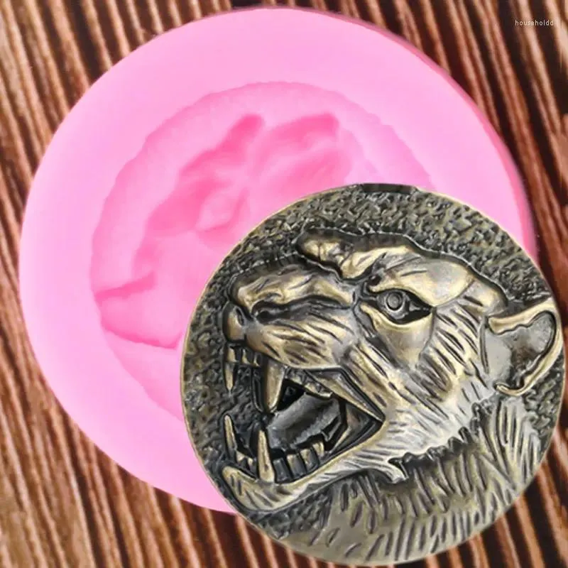 Baking Moulds Shiny Wolf Silicone Mold Foy Key Chain DIY Epoxy Mould Resin Crafting Molds Keychains