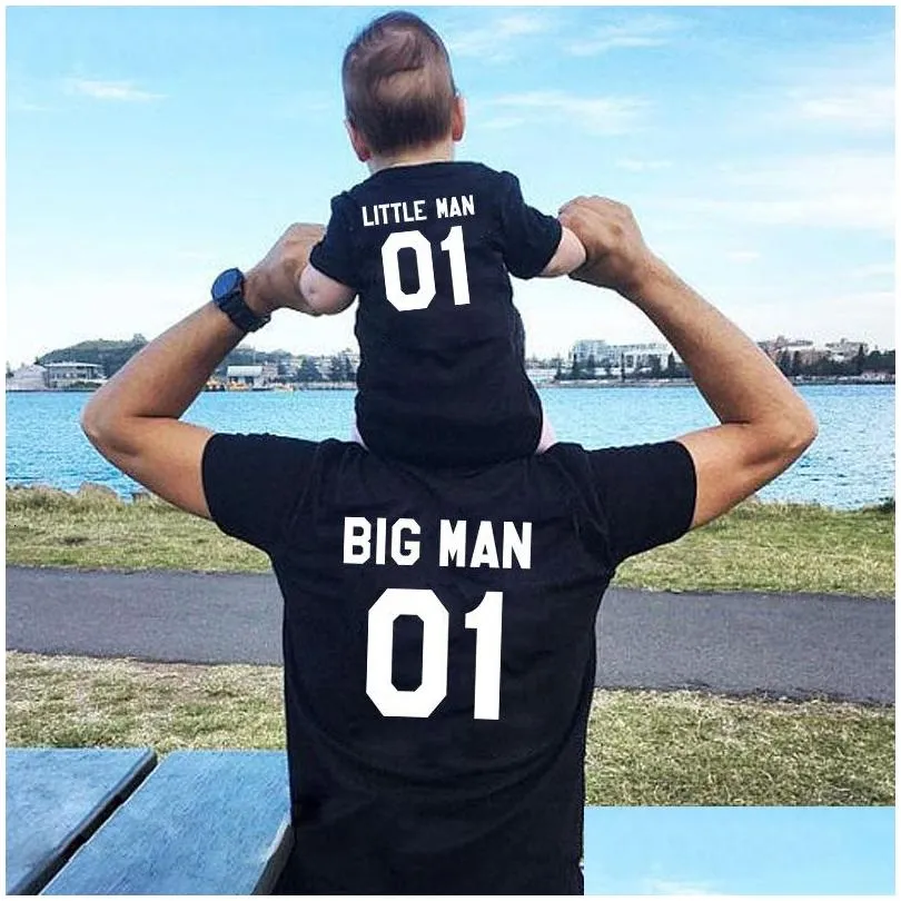 Familj matchande kläder kläder mode Big Little Man tshirt pappa och jag far son pappa baby pojke barn sommarkläder bröder dro dh3o2